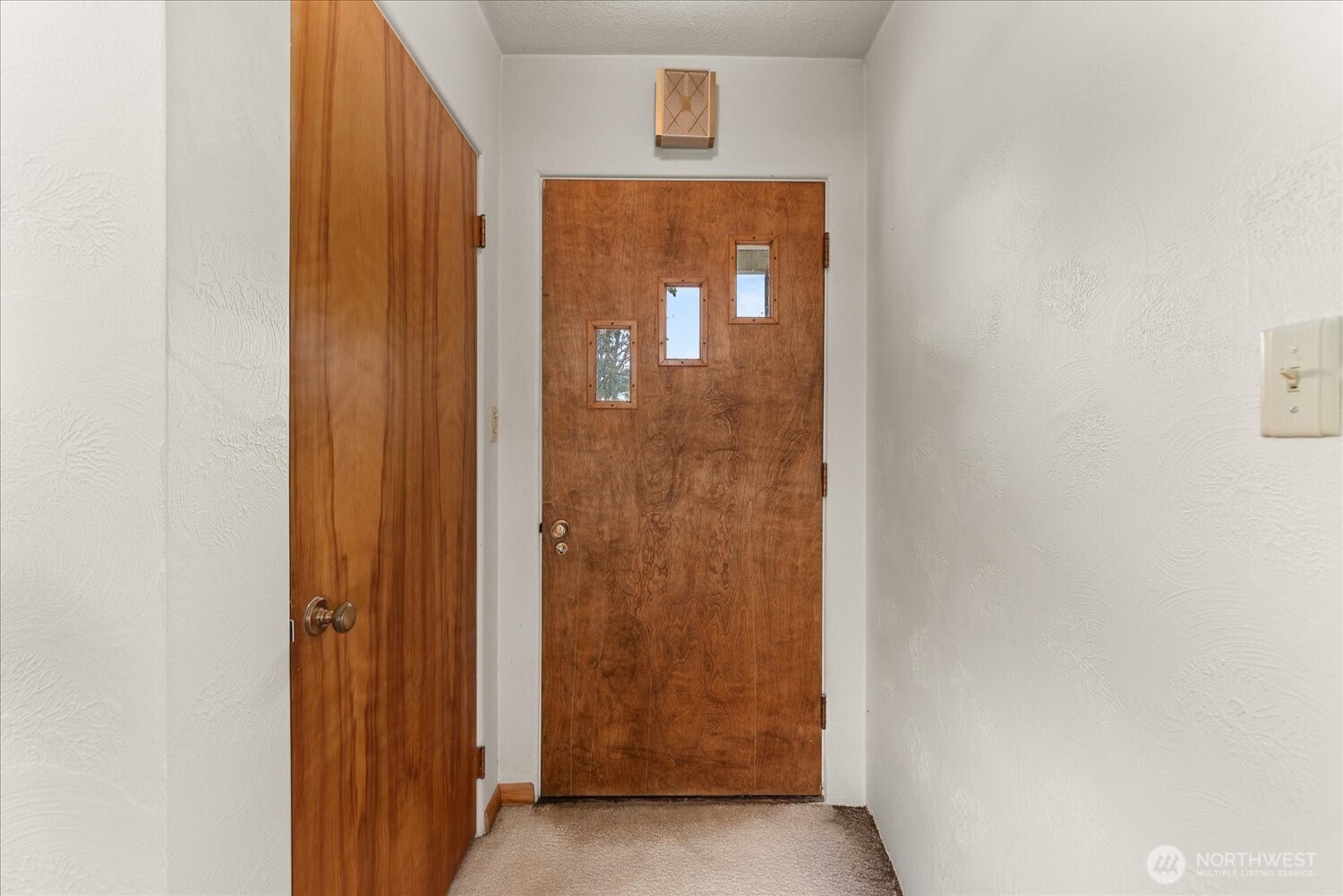 1111 Par Drive Property Photo 5
