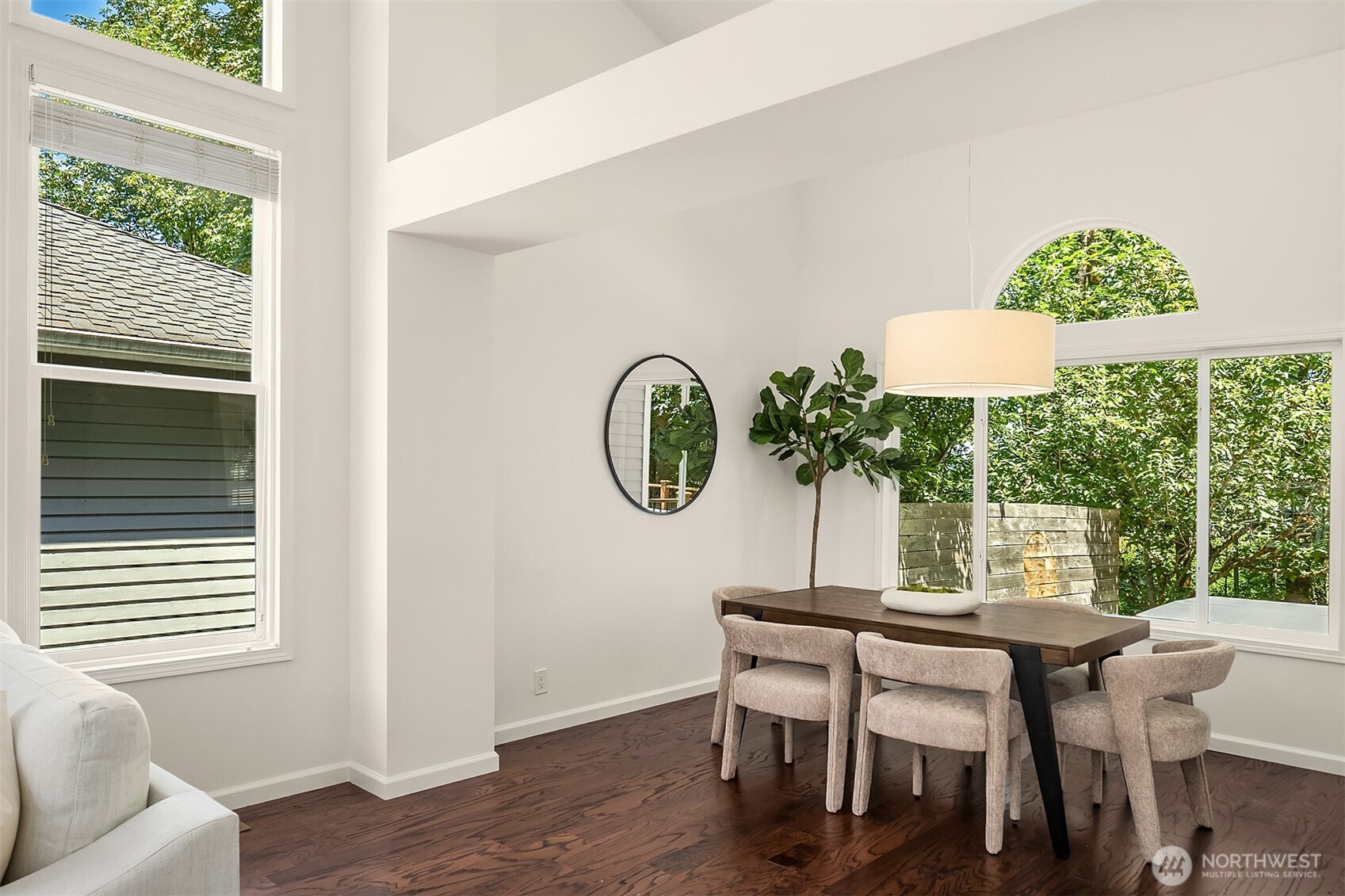 16910 118th Avenue Property Photo 6