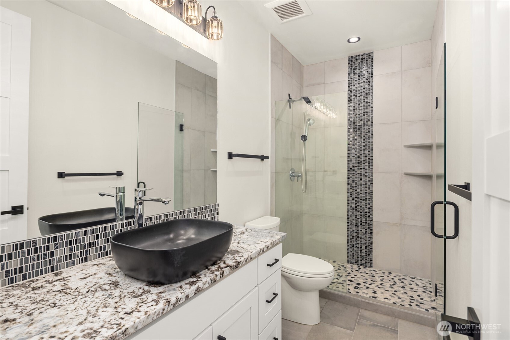 16226 E Shore Drive B Property Photo 20
