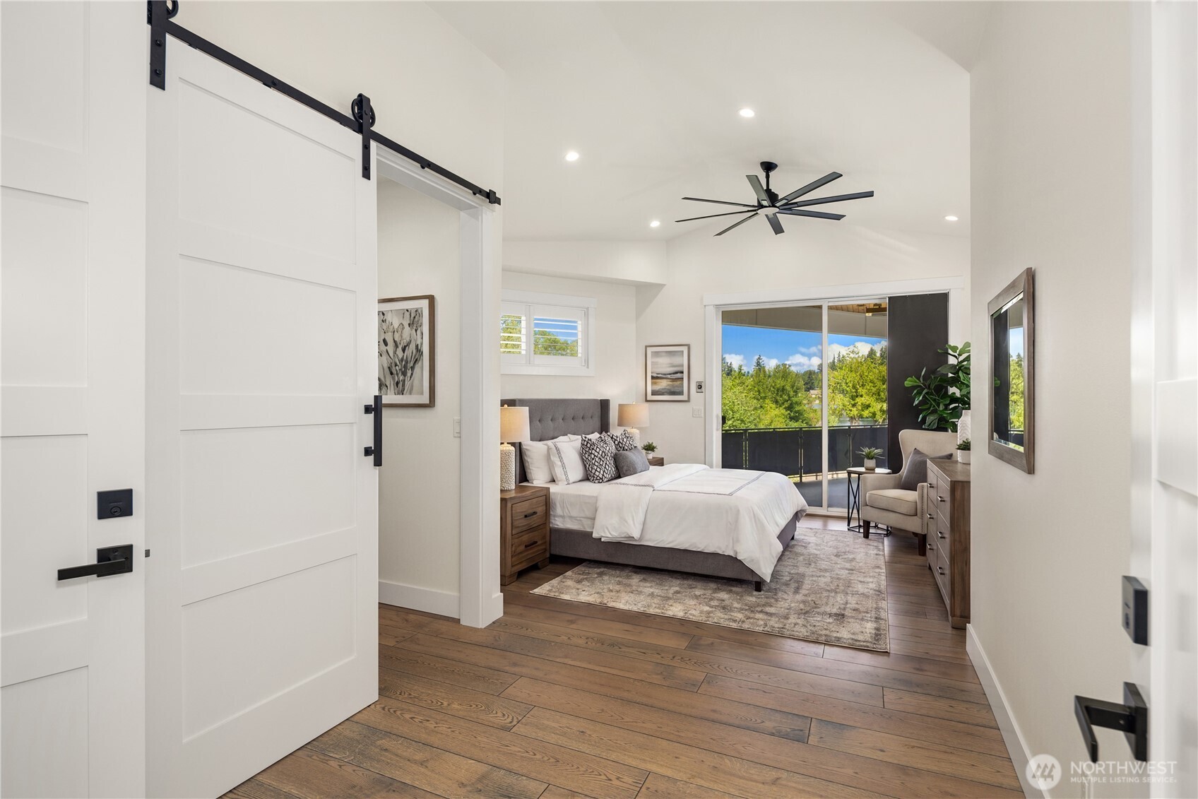 16226 E Shore Drive B Property Photo 23