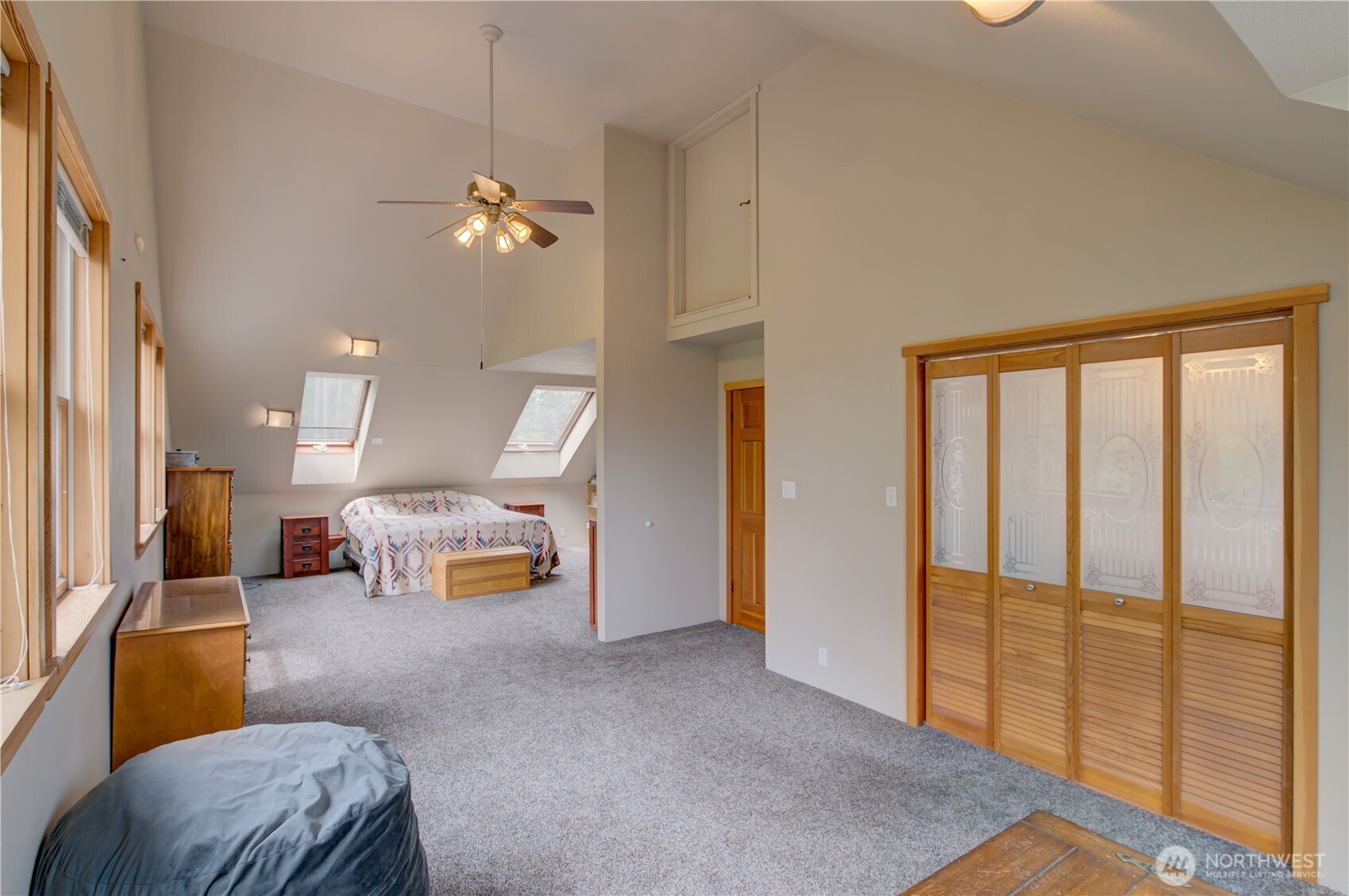 20003 Sandridge Road Property Photo 16