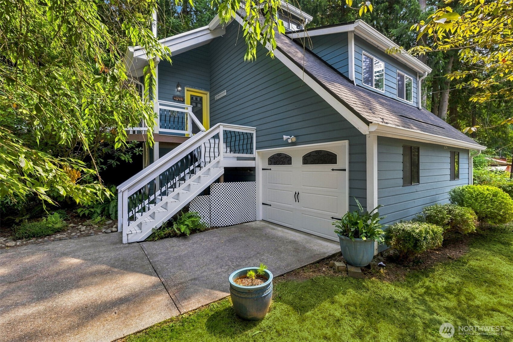 2435 Crestridge Drive Property Photo 1