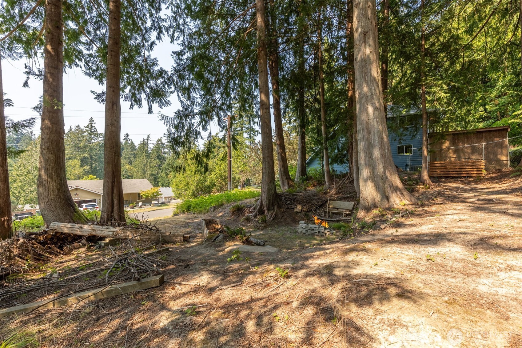 2435 Crestridge Drive Property Photo 38