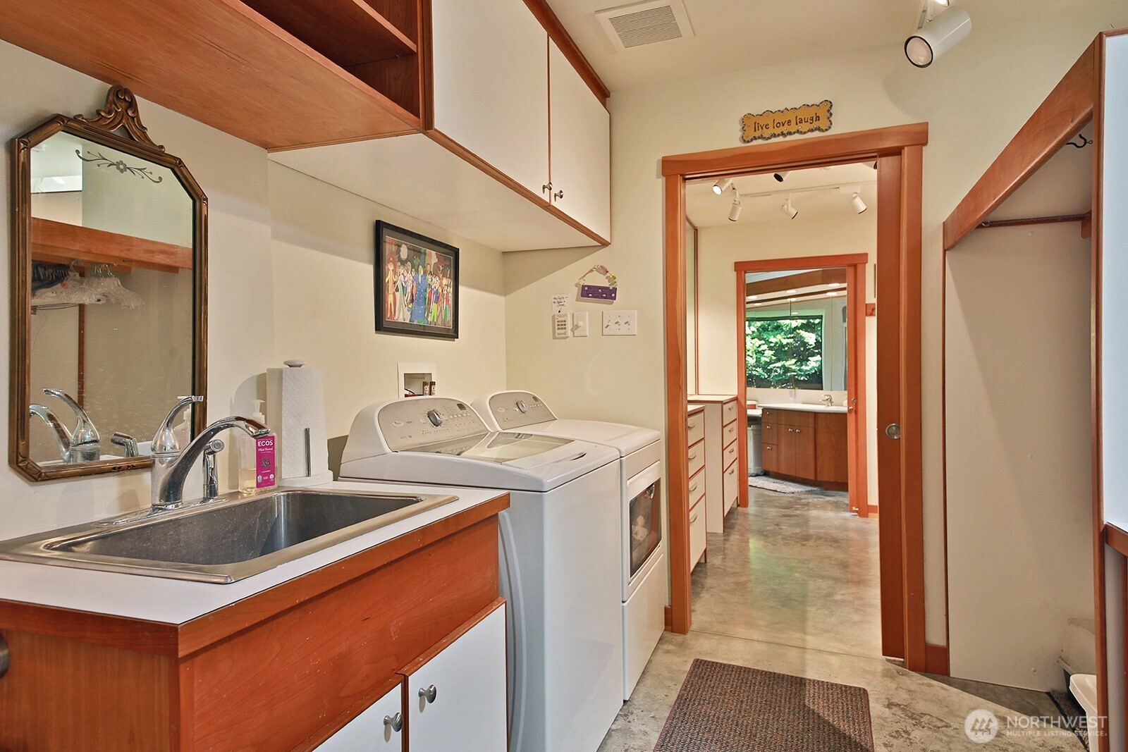 3679 Saratoga Road Property Photo 31