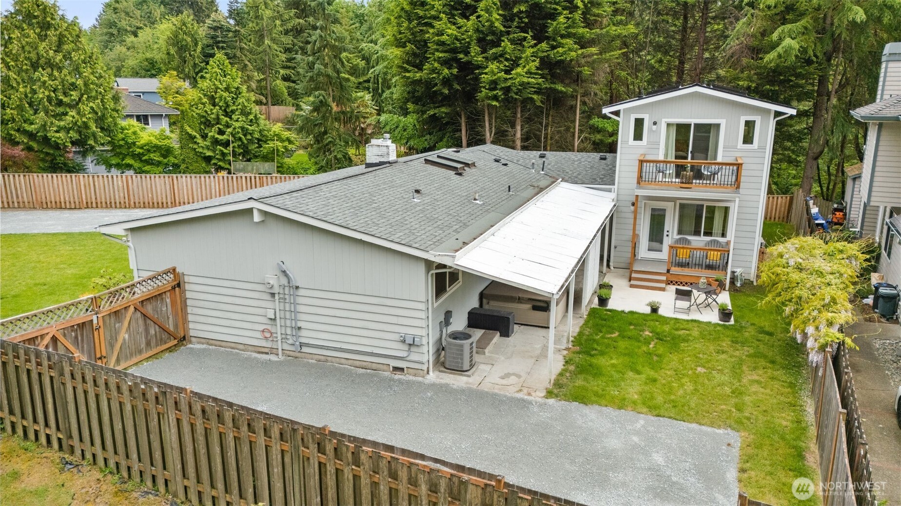 14009 13th Avenue Property Photo 3