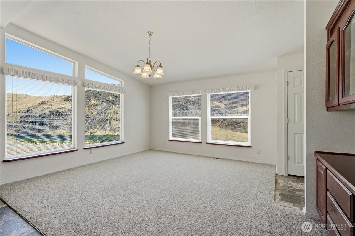 109 Hugo Road Property Photo 23