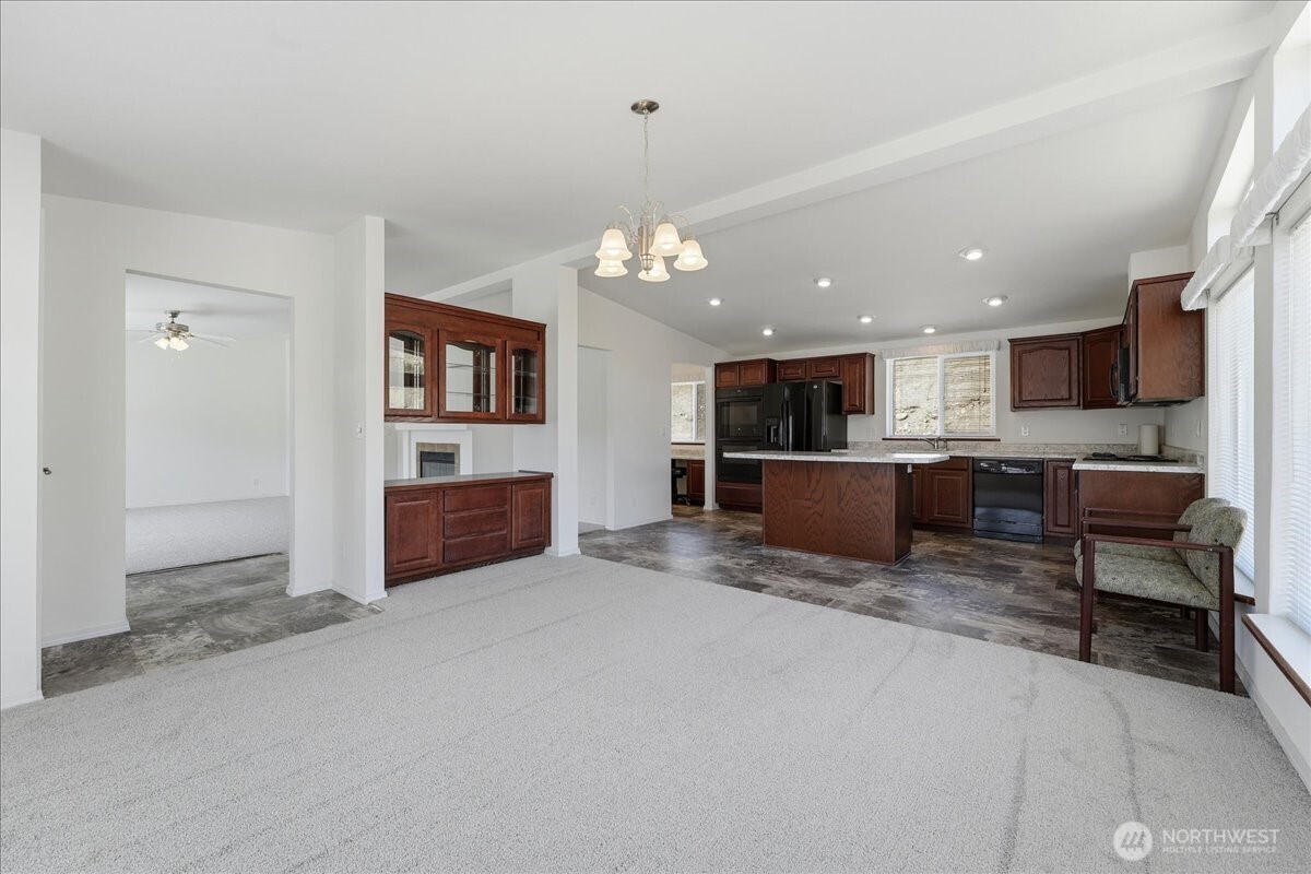 109 Hugo Road Property Photo 25