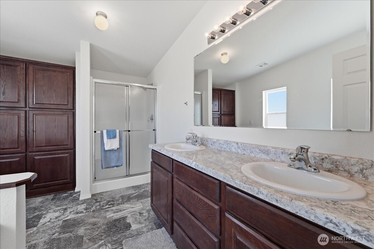 109 Hugo Road Property Photo 33