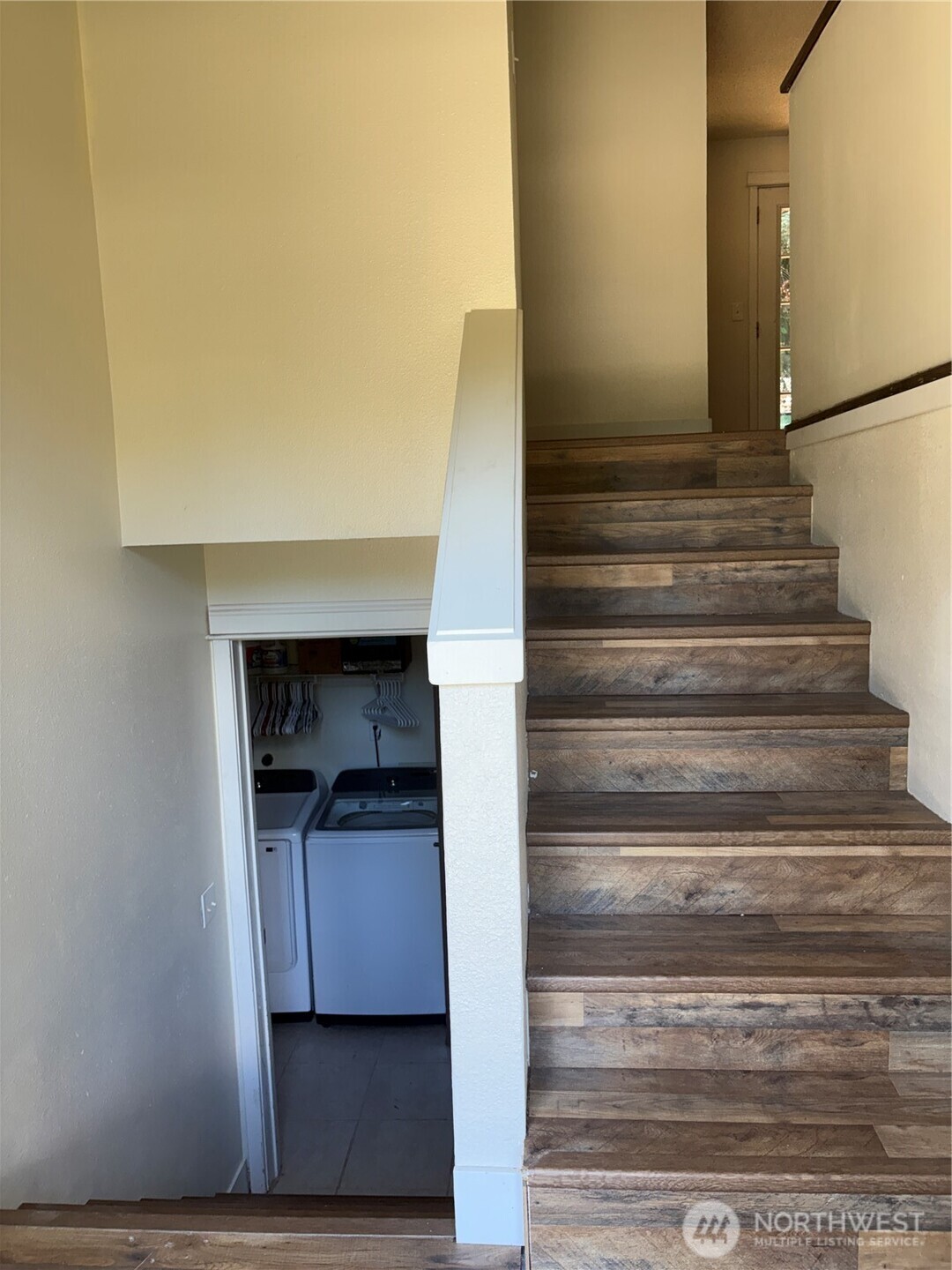 4883 Laura Lane Property Photo 2