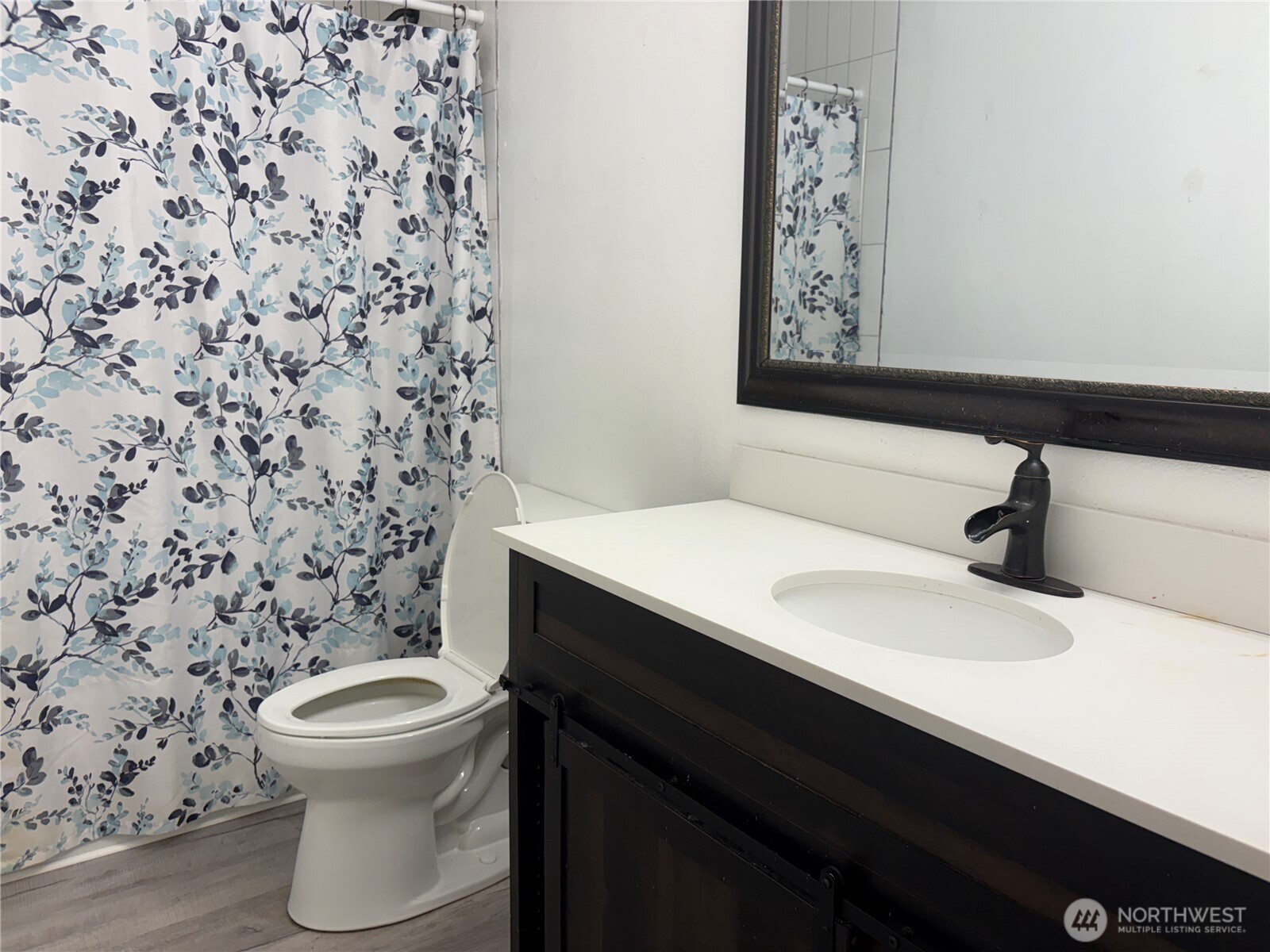 4883 Laura Lane Property Photo 15