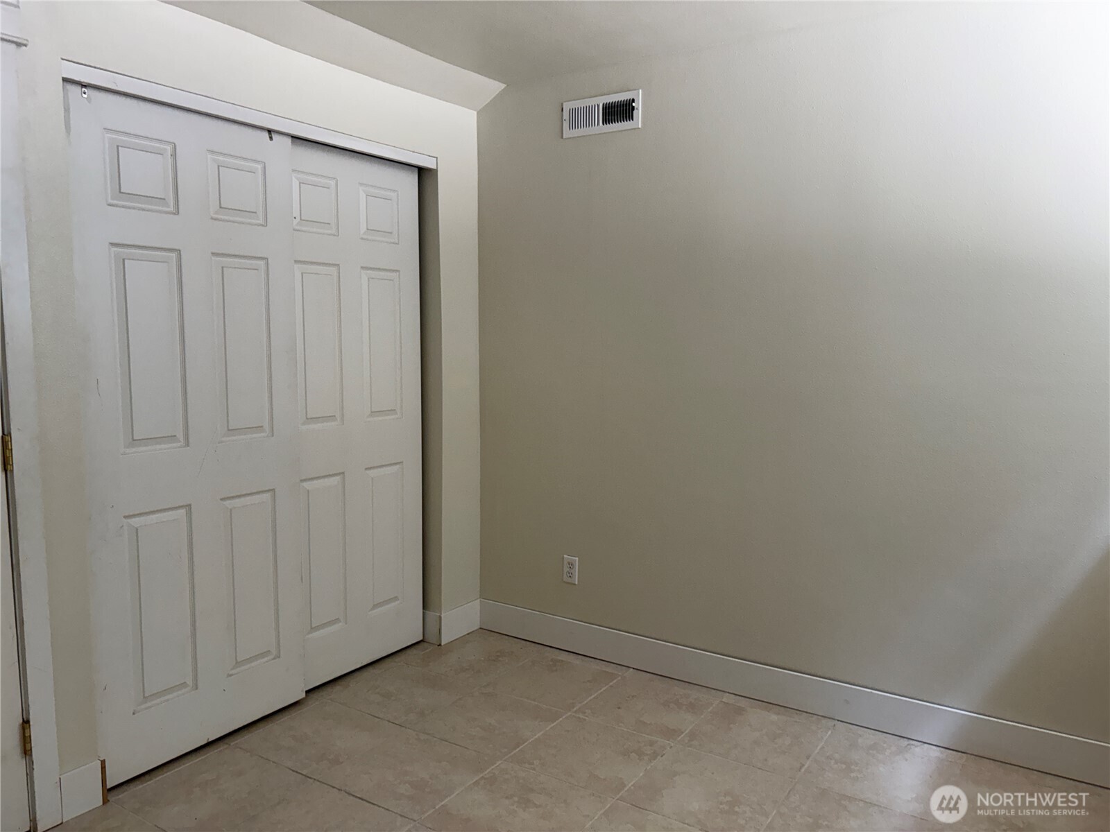 4883 Laura Lane Property Photo 22