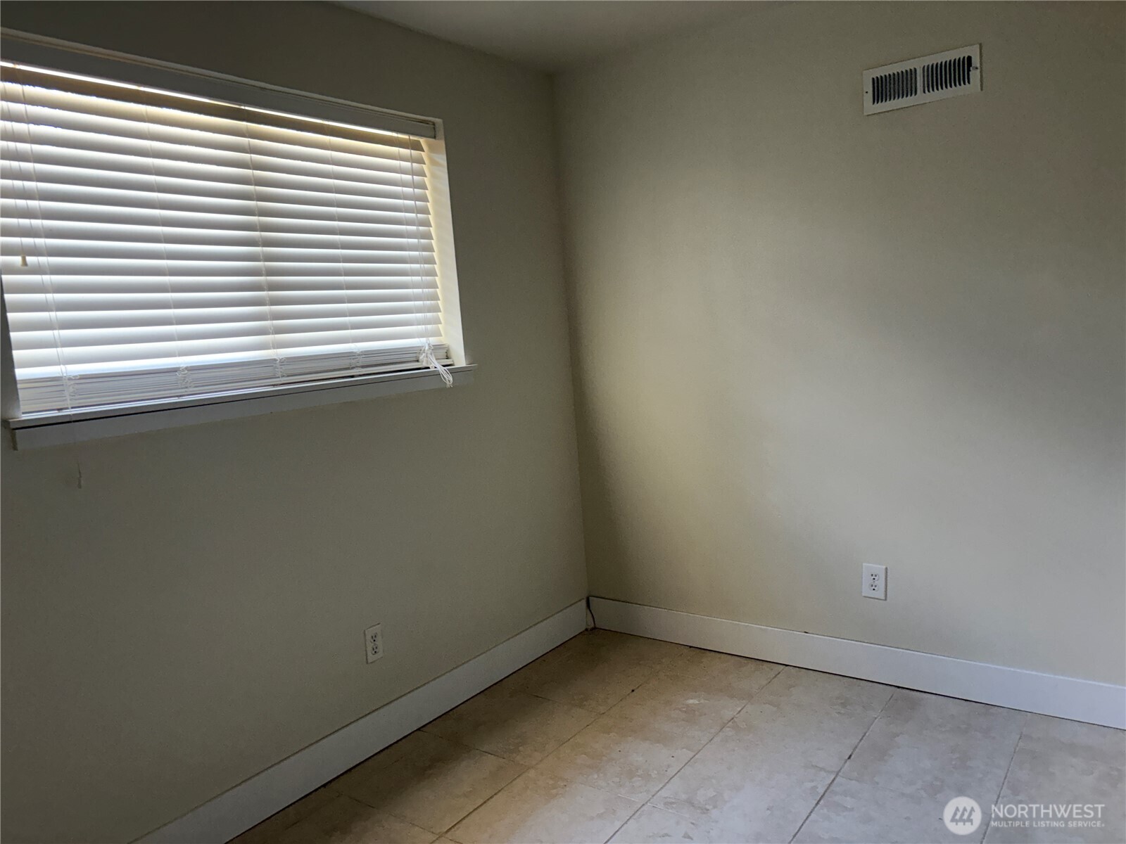 4883 Laura Lane Property Photo 29