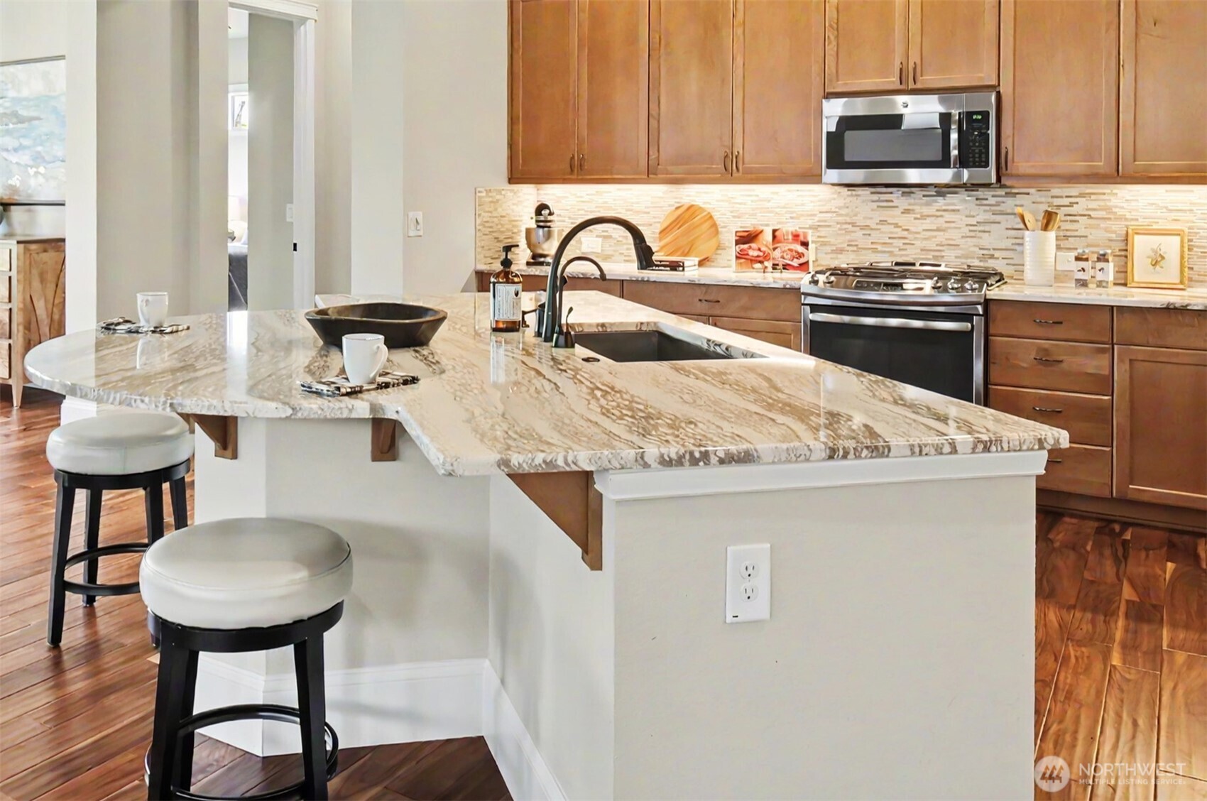 5214 Waldron Drive Property Photo 10