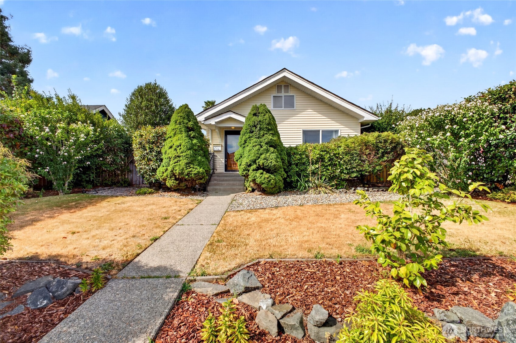 4605 6th Avenue Property Photo 1