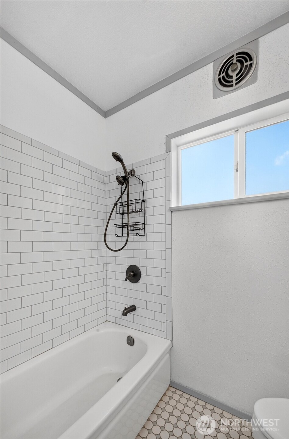 4605 6th Avenue Property Photo 16