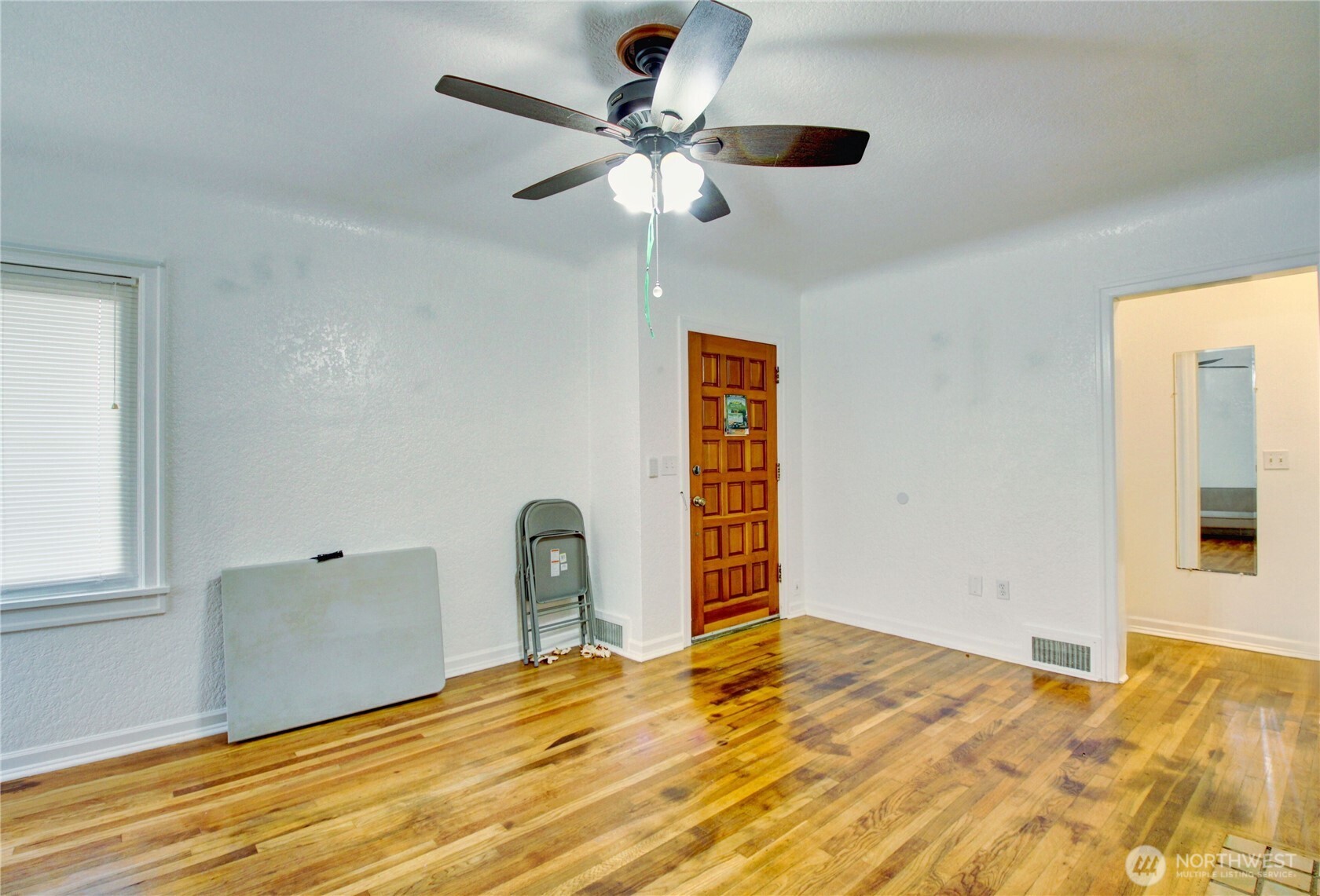 1135 E Orange Avenue Property Photo 3