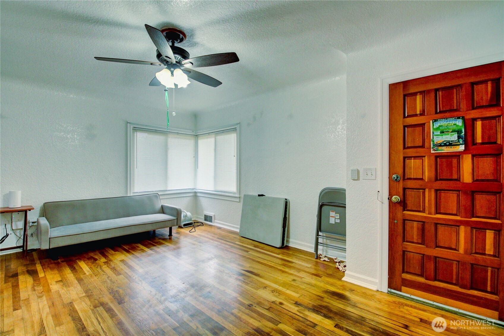 1135 E Orange Avenue Property Photo 4