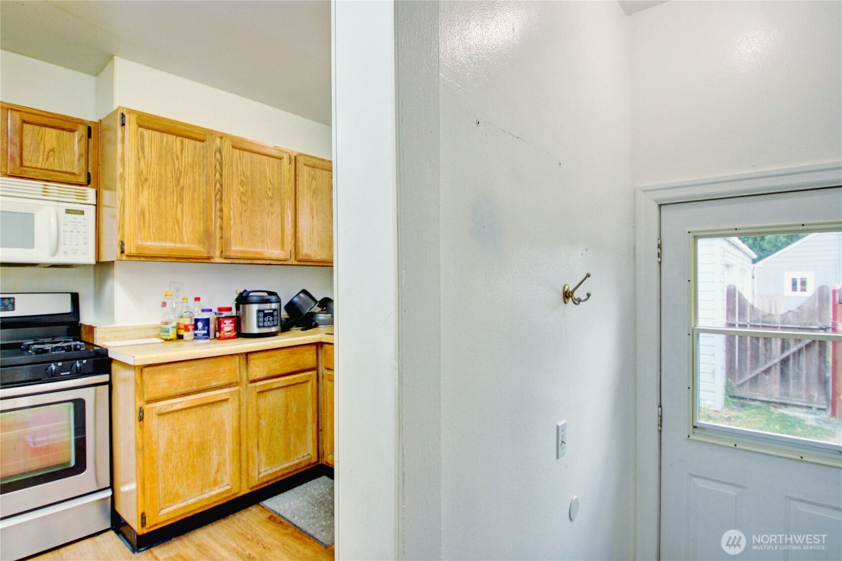 1135 E Orange Avenue Property Photo 7