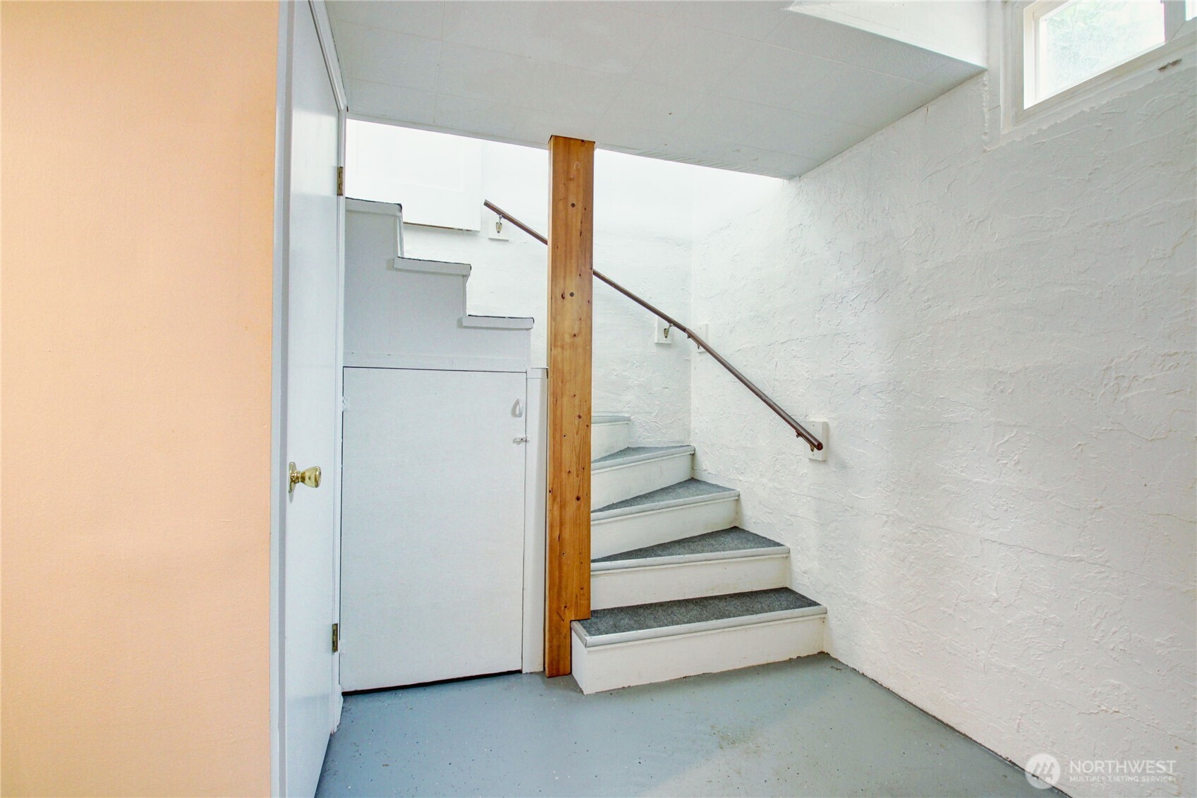 1135 E Orange Avenue Property Photo 16