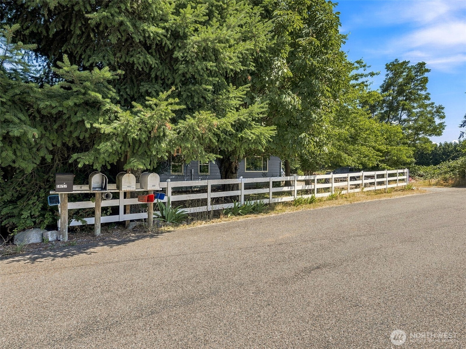 10723 59th Avenue Property Photo 2