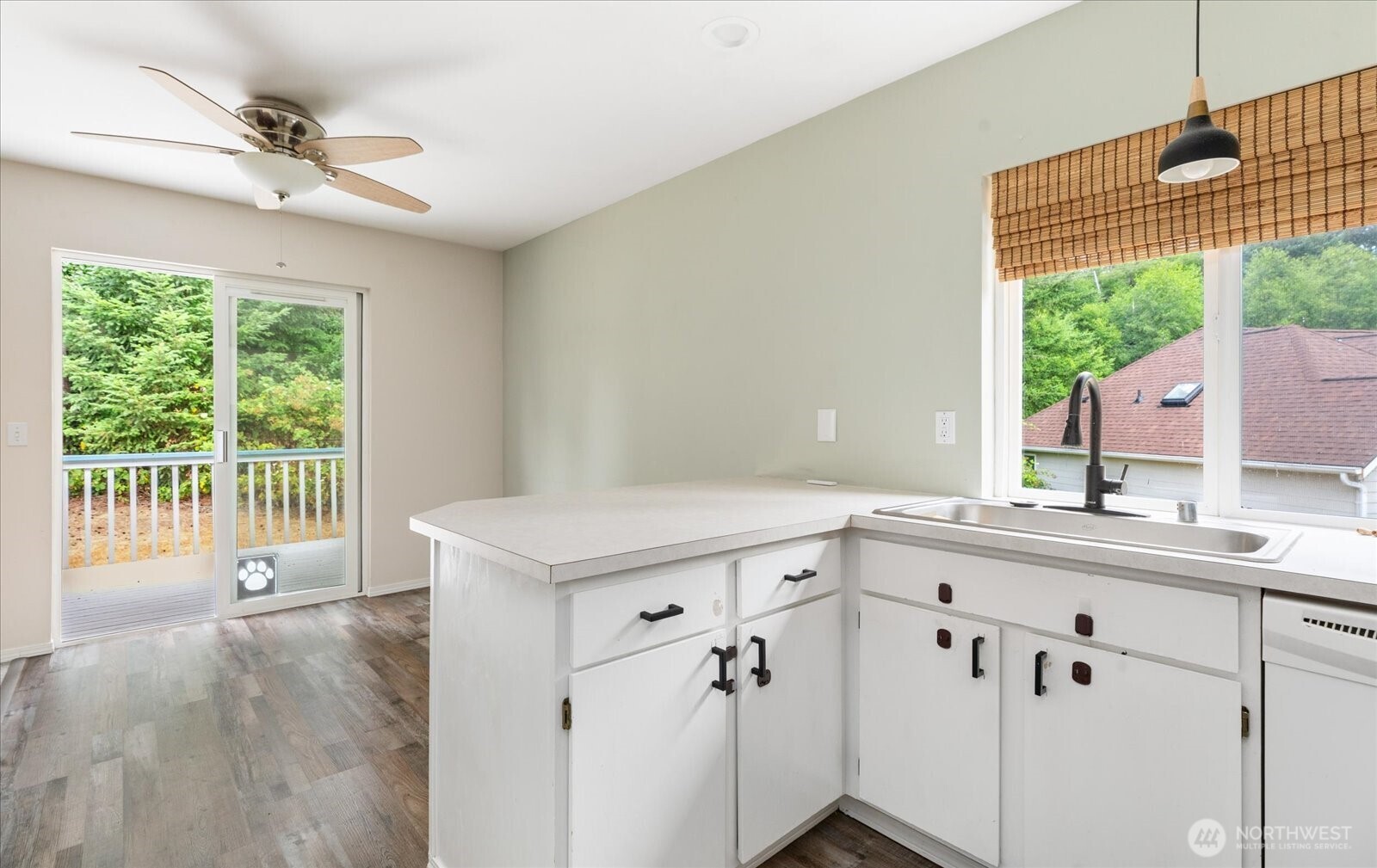 4361 Shadowood Drive Property Photo 11