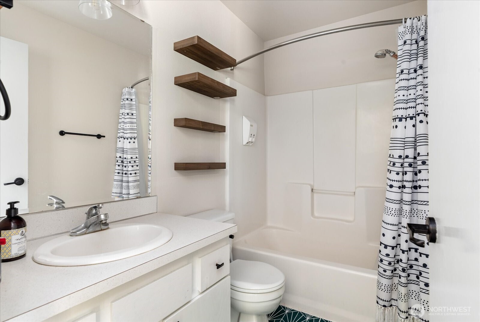 4361 Shadowood Drive Property Photo 18