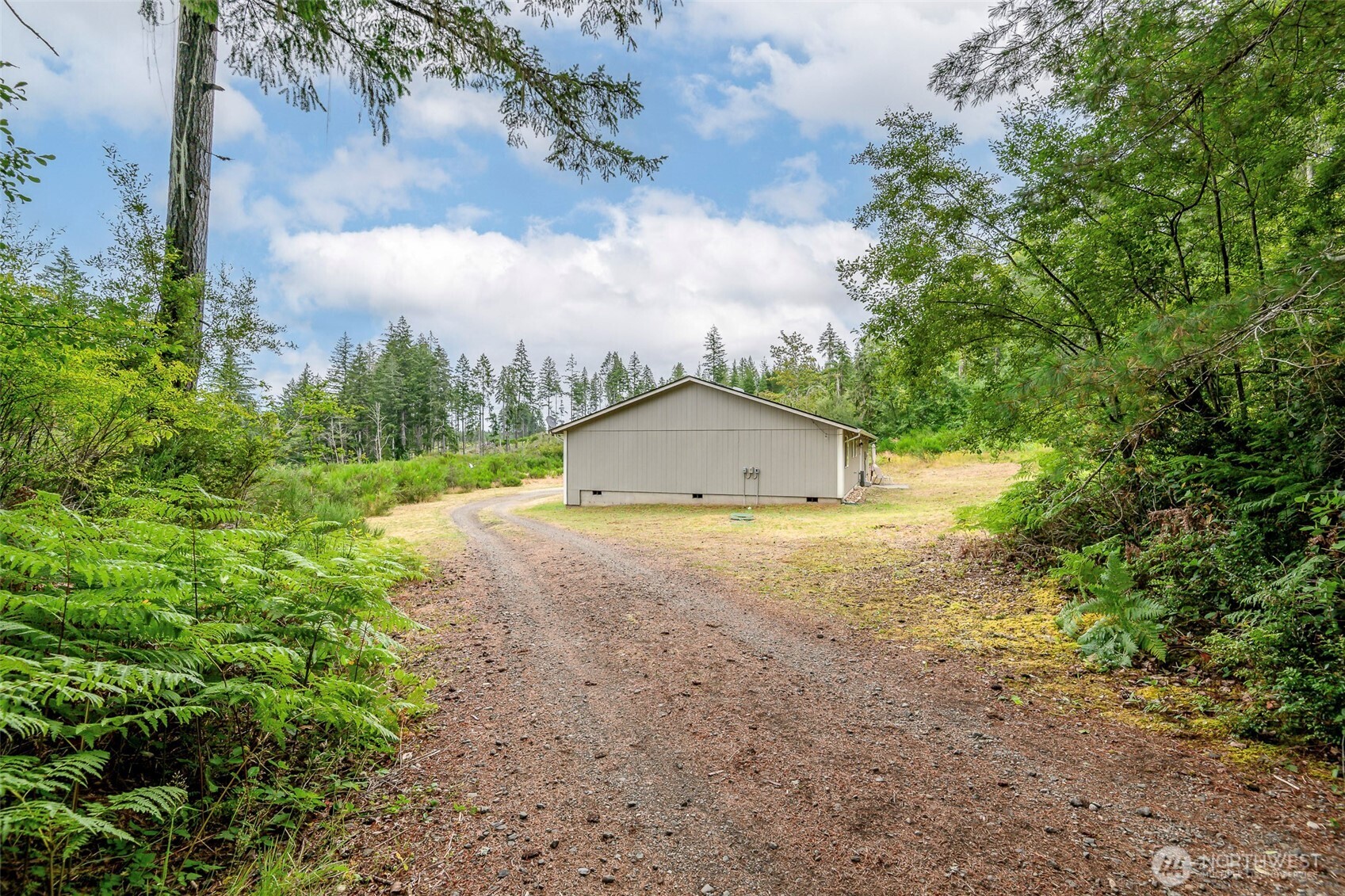 1481 Ne Hurd Road Property Photo 23