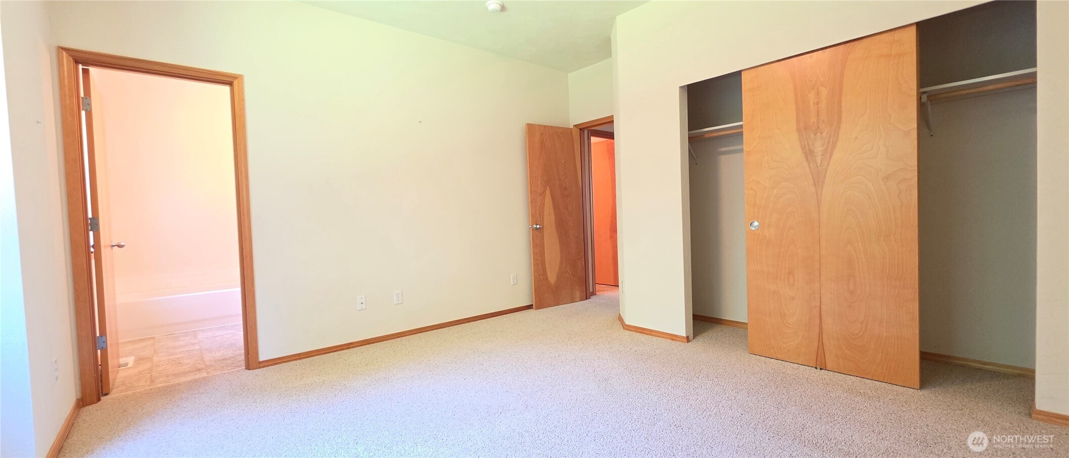 50 E Beaumont Drive #b Property Photo 19