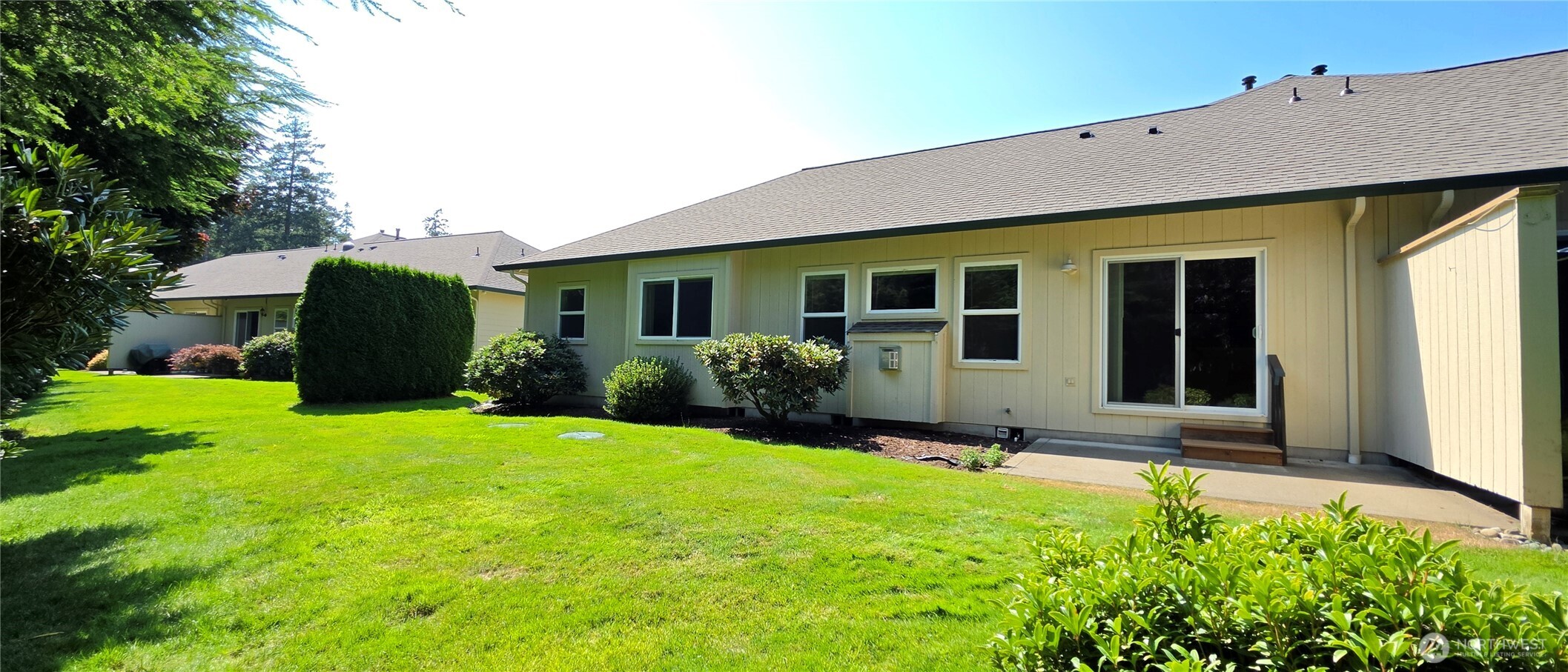 50 E Beaumont Drive #b Property Photo 30