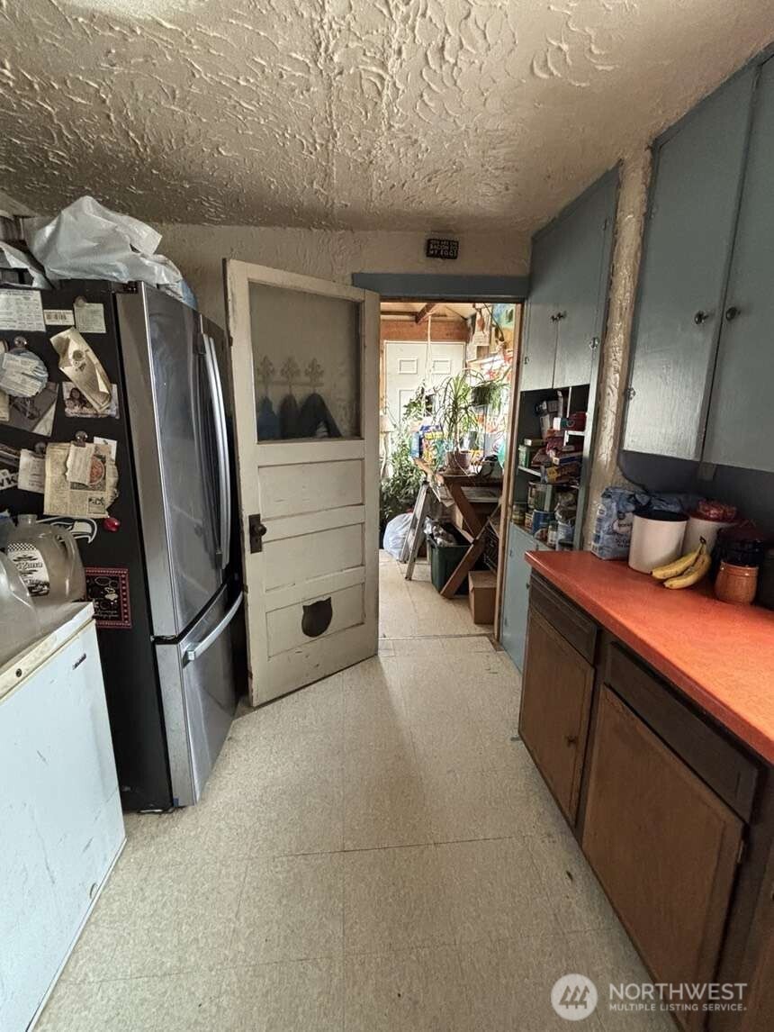 54 N Adams Street Property Photo 11