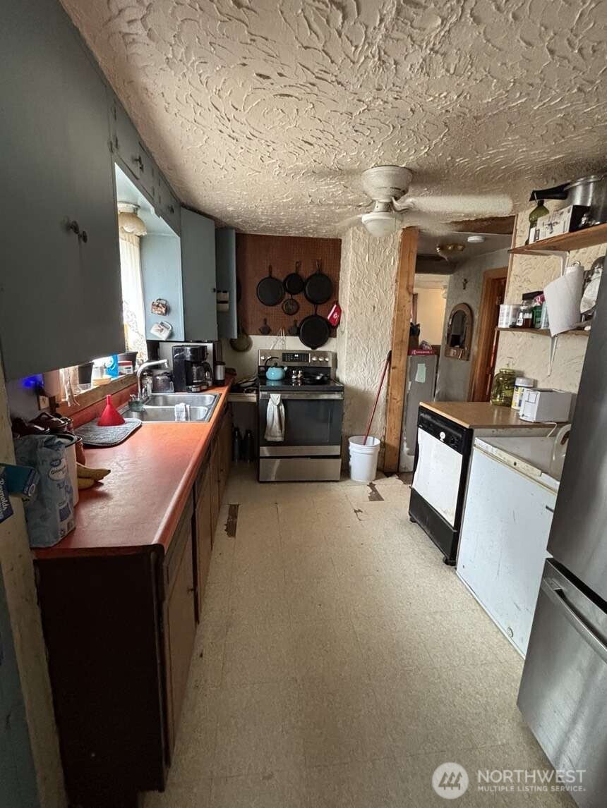 54 N Adams Street Property Photo 12