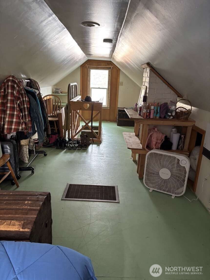 54 N Adams Street Property Photo 19