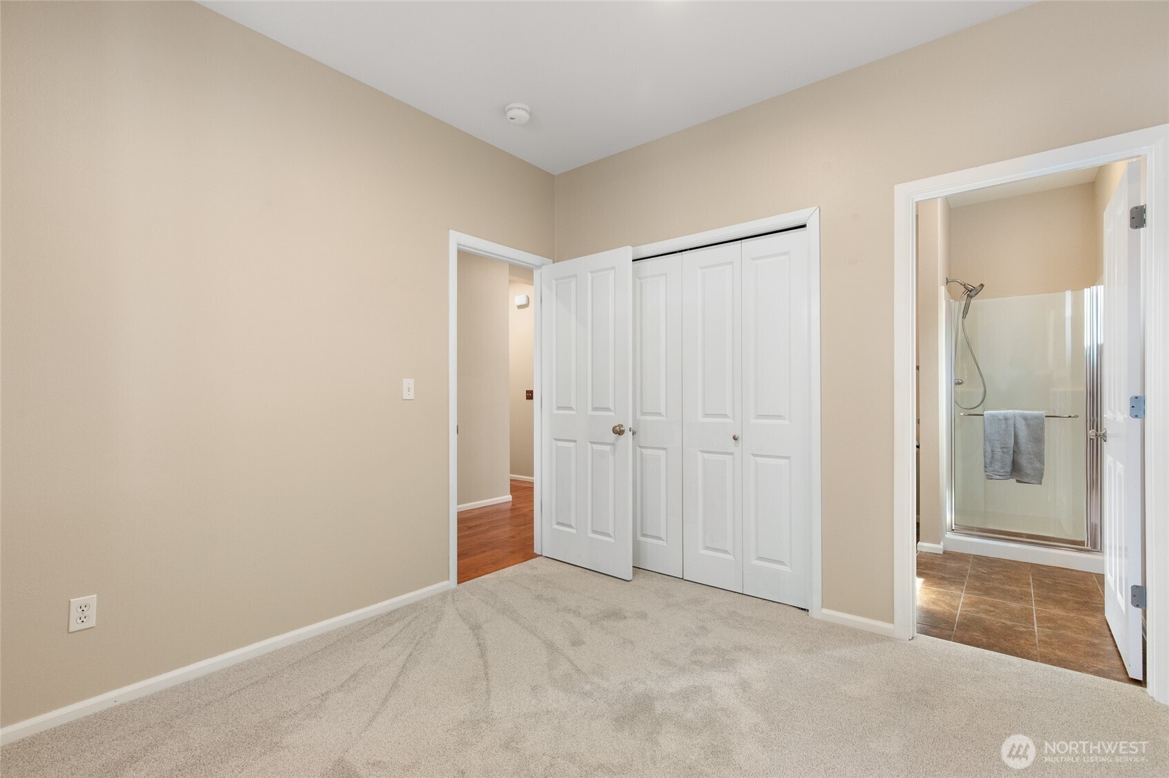 28517 70th Drive Property Photo 17