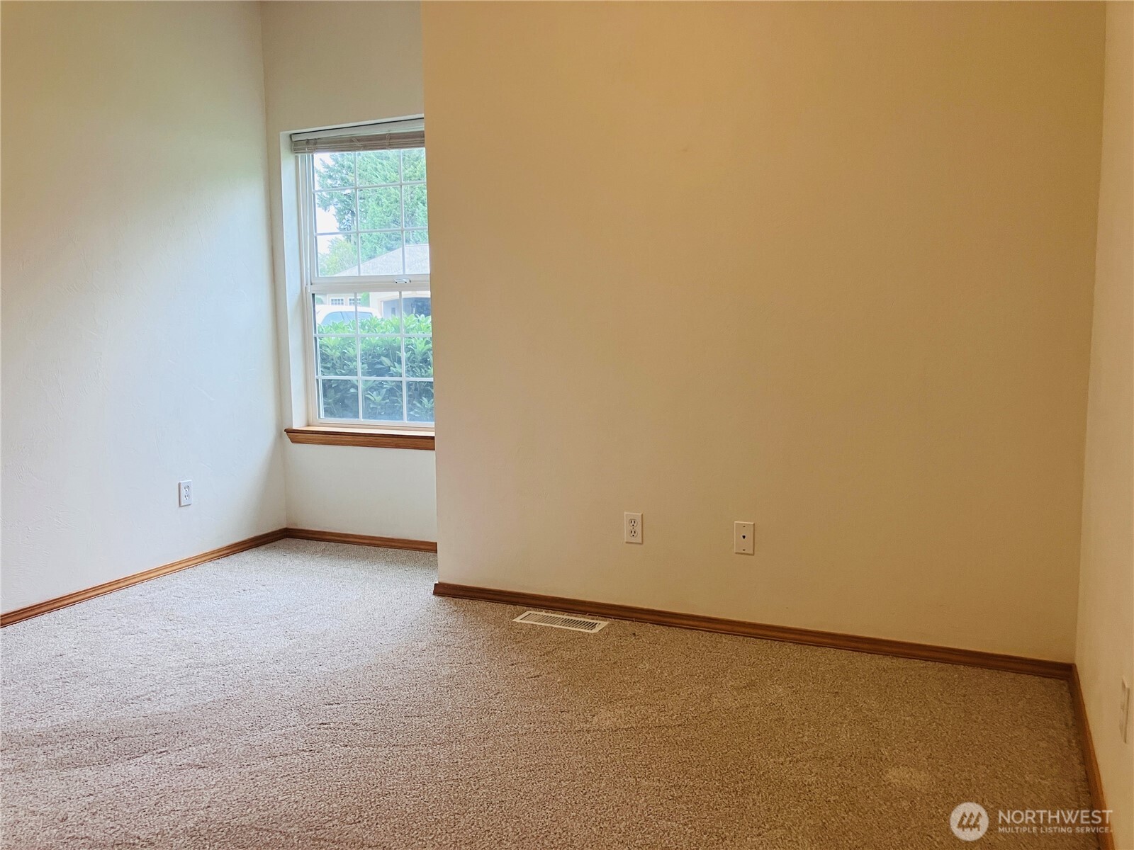 41 E Beaumont Drive A Property Photo 21