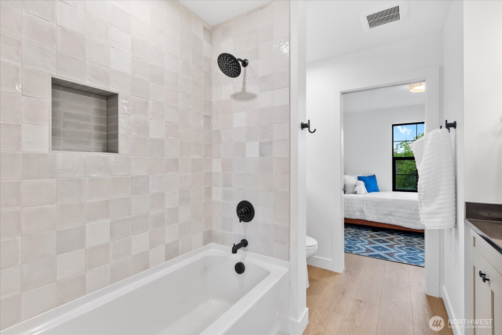 2815 25th Street C Property Photo 28