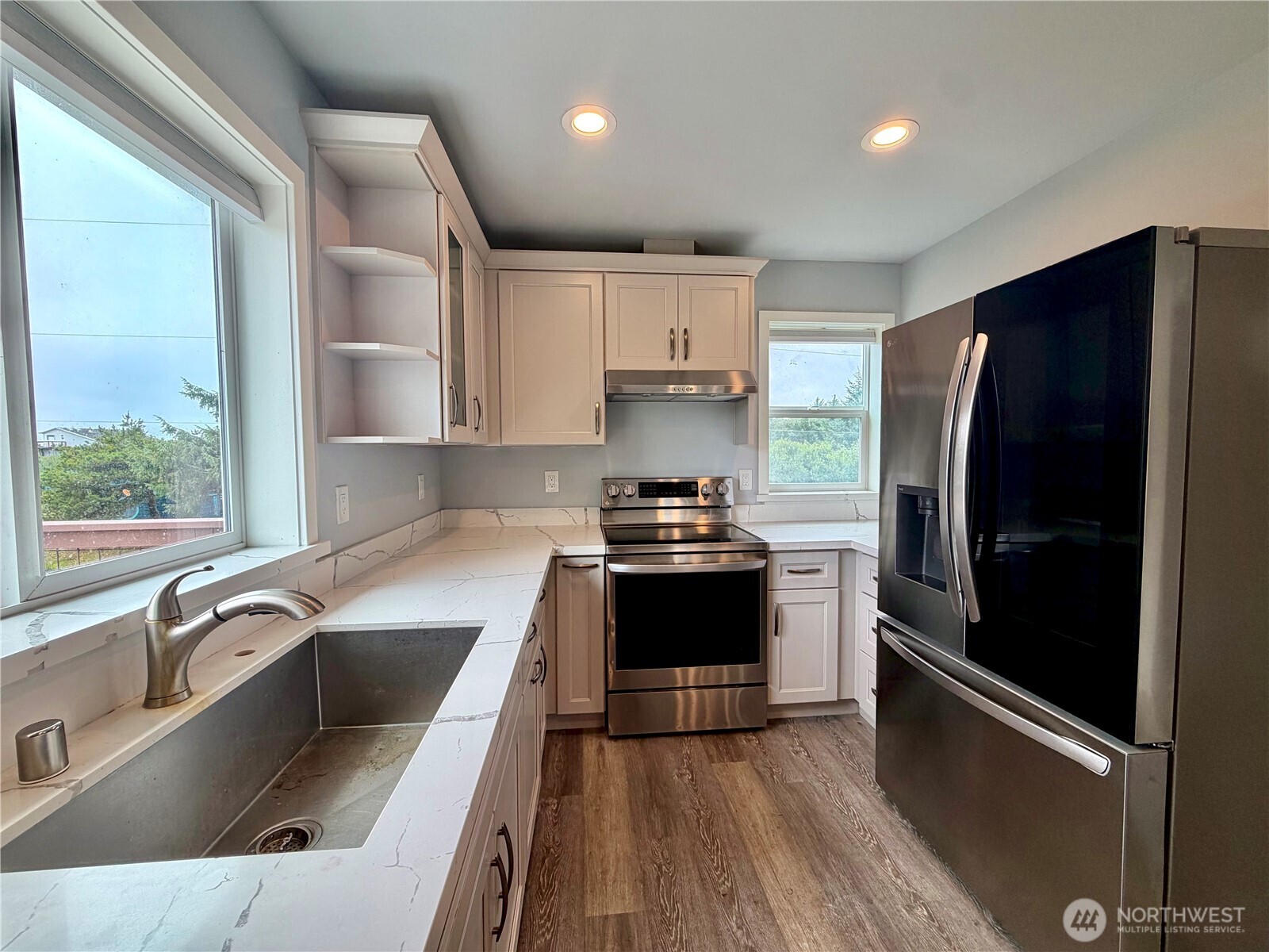 33 4th Avenue Property Photo 6