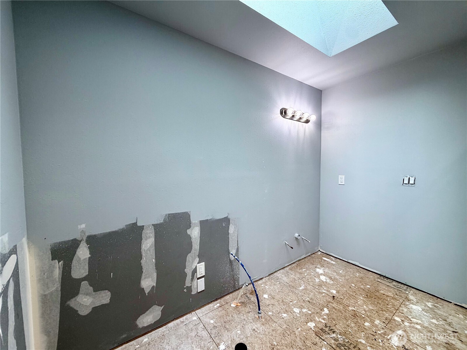 33 4th Avenue Property Photo 16