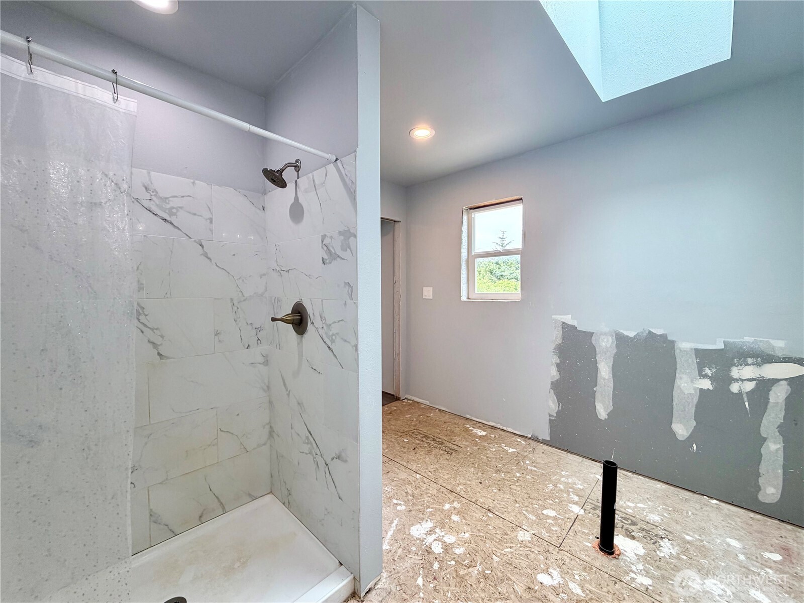 33 4th Avenue Property Photo 17