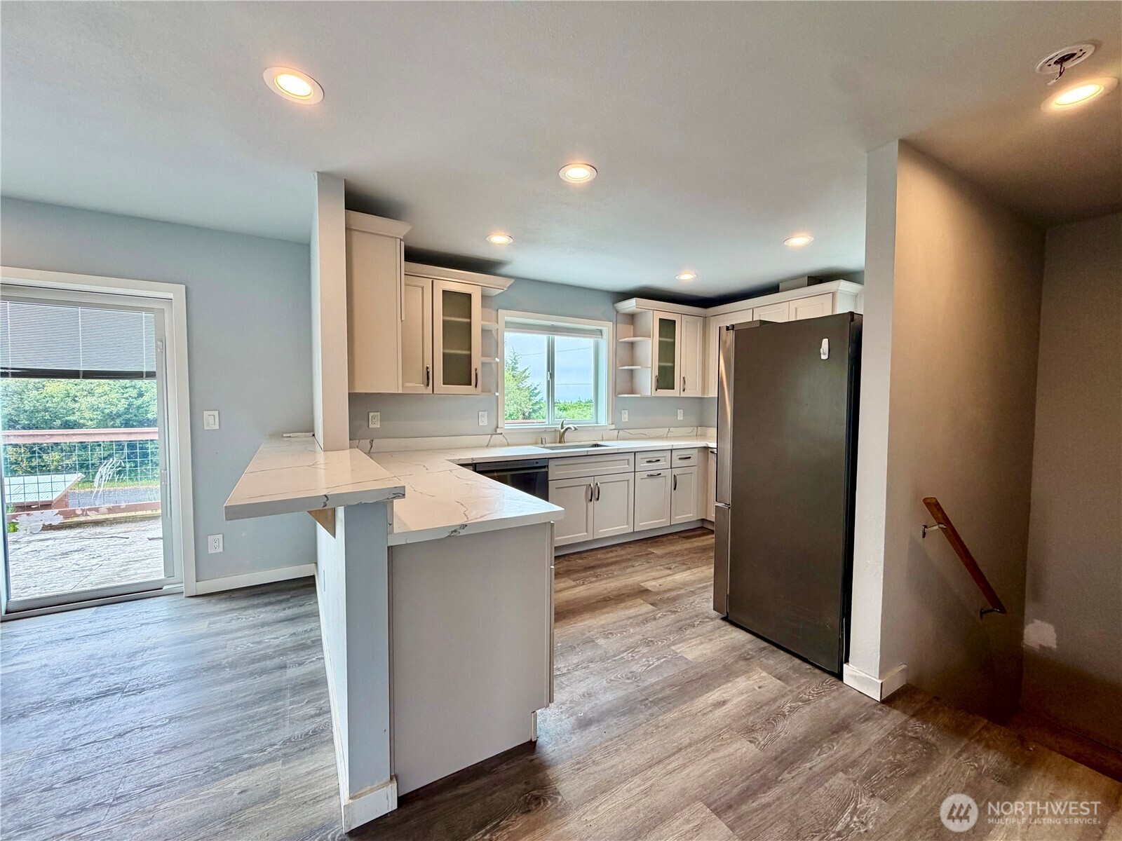 33 4th Avenue Property Photo 19