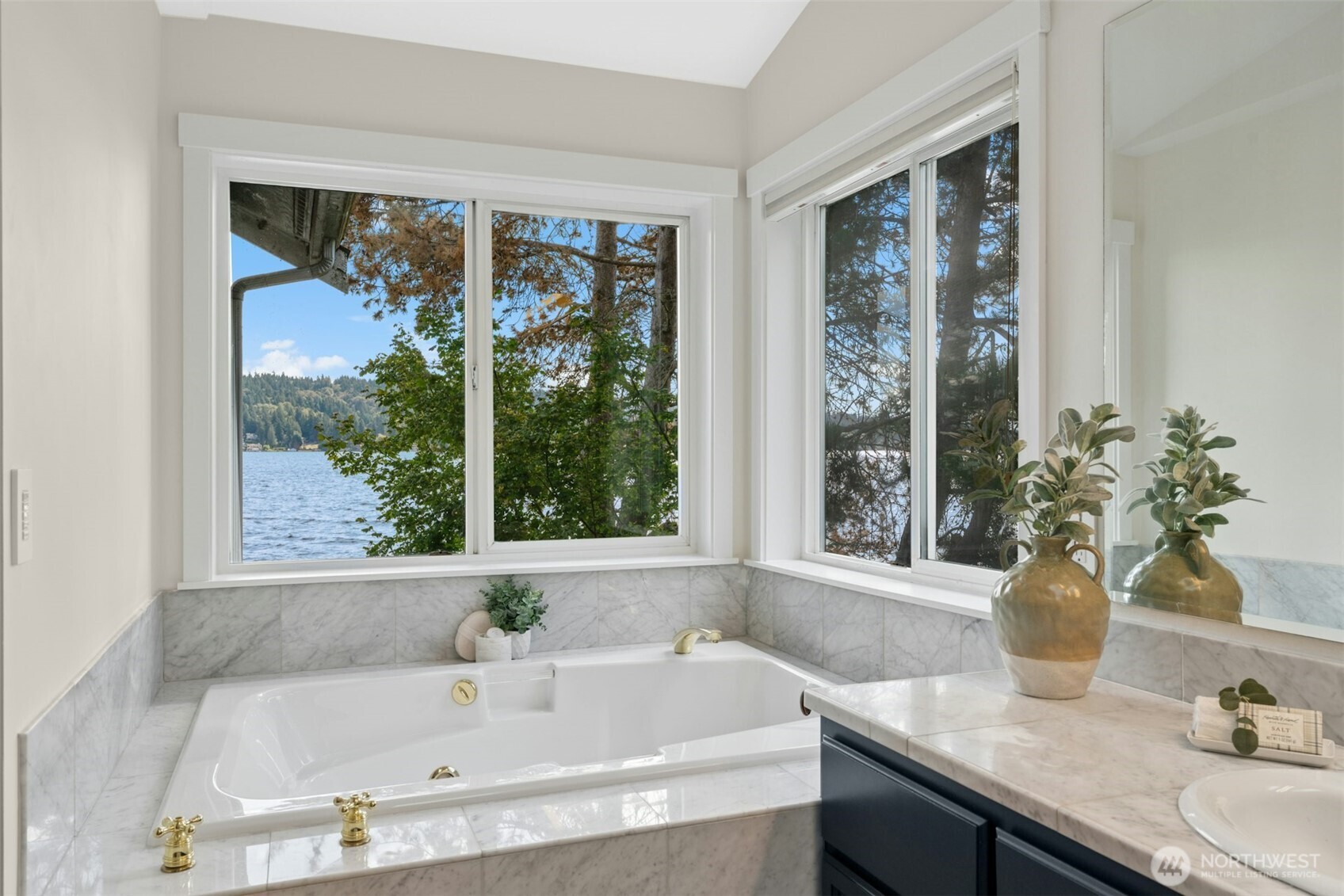 11728 Riviera Place Property Photo 17