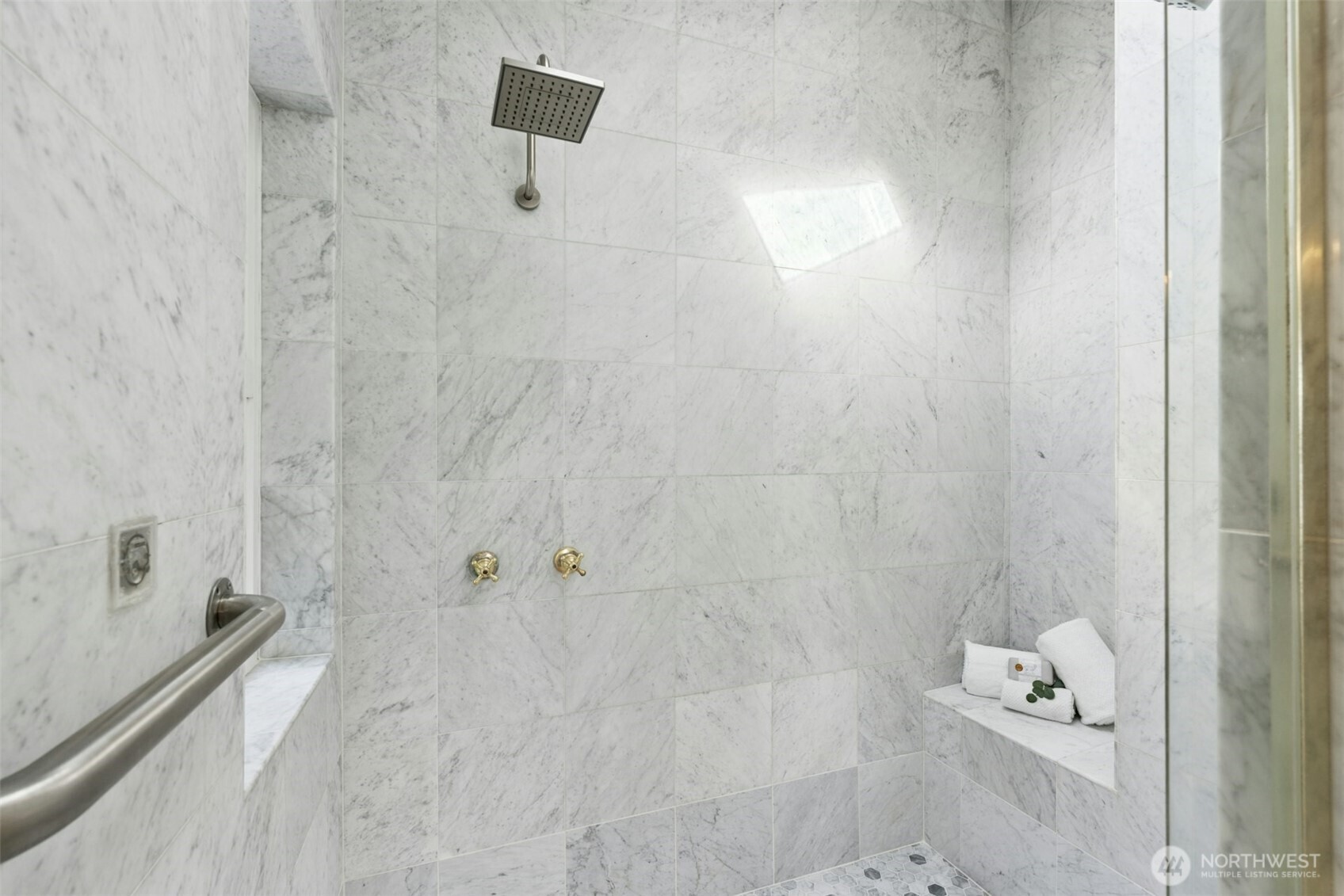 11728 Riviera Place Property Photo 18