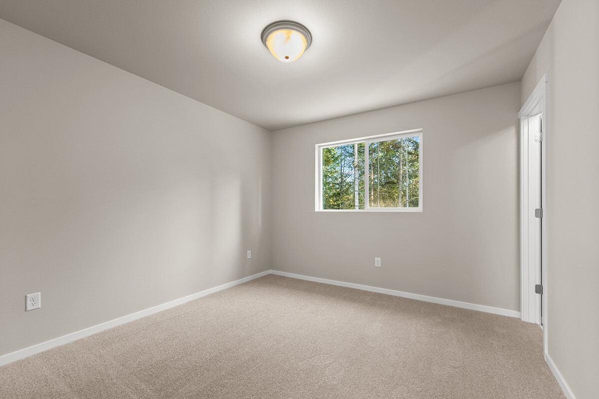 20431 44th Avenue 2b Property Photo 15
