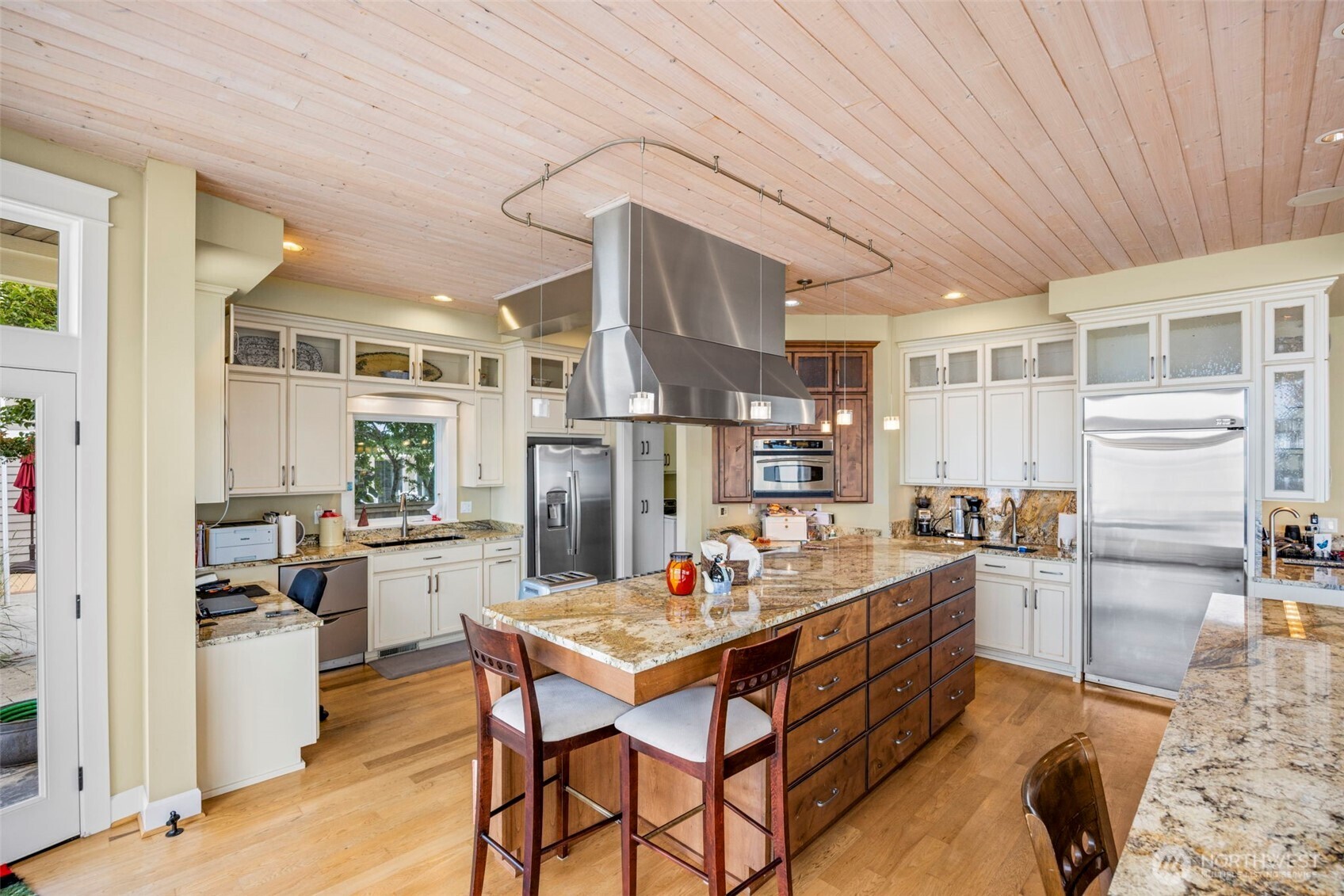 9818 Miami Beach Road Property Photo 19