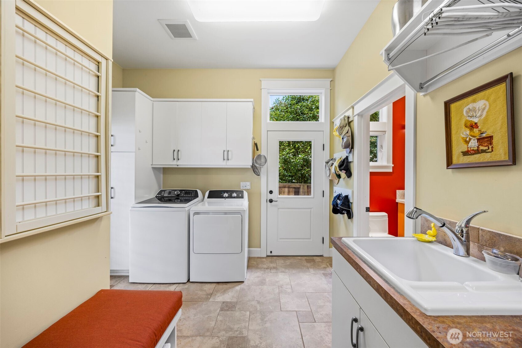 9818 Miami Beach Road Property Photo 23
