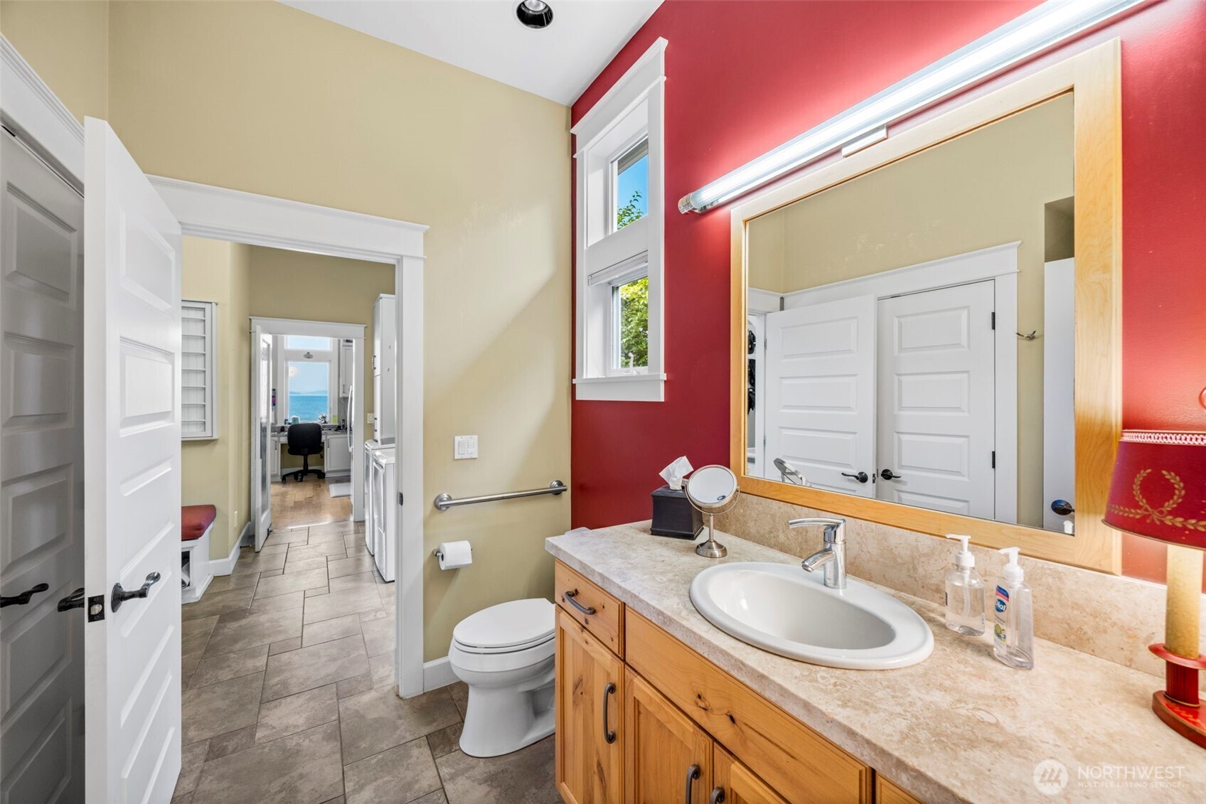 9818 Miami Beach Road Property Photo 25