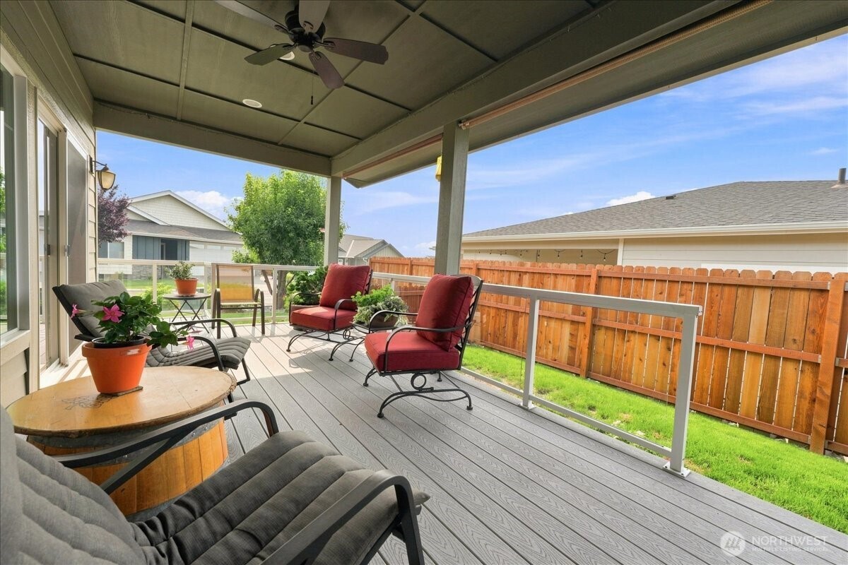387 Ridgewood Dr Property Photo 29