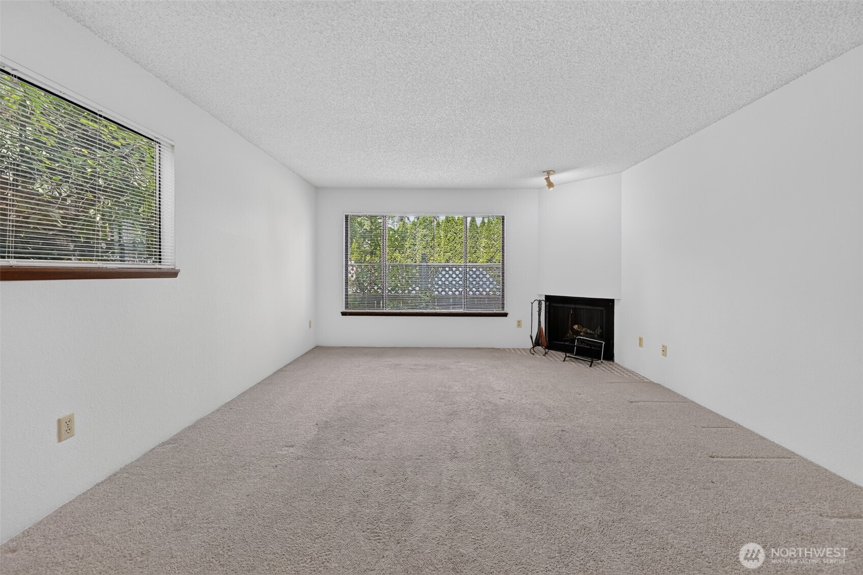 1740 Ne 86th Street 101 Property Photo 12
