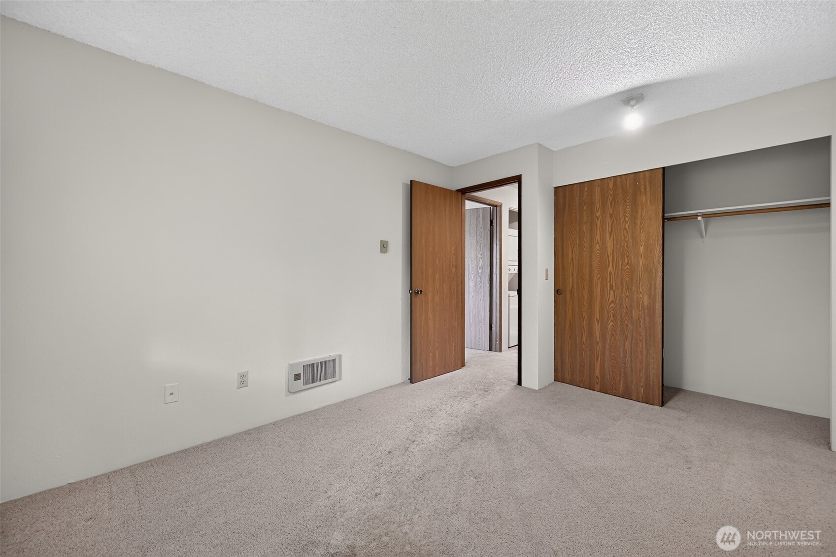 1740 Ne 86th Street 101 Property Photo 24