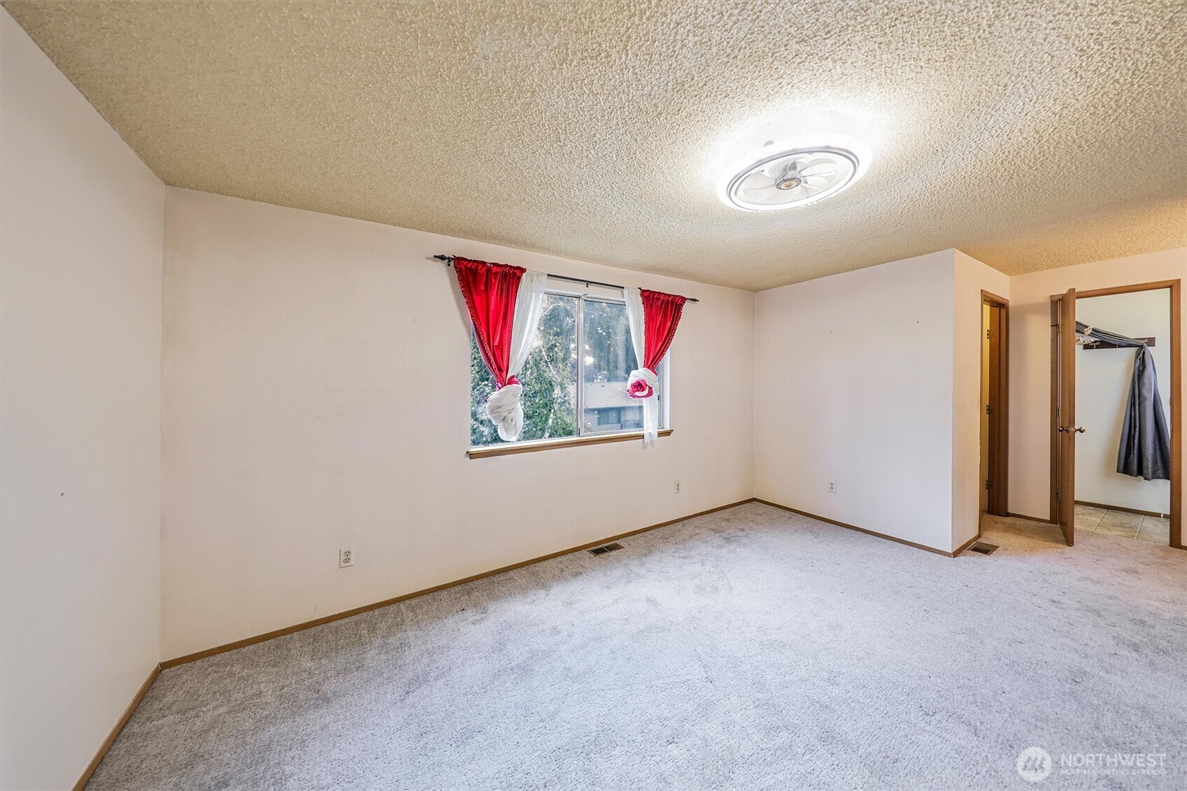 31616 3rd Place Property Photo 17