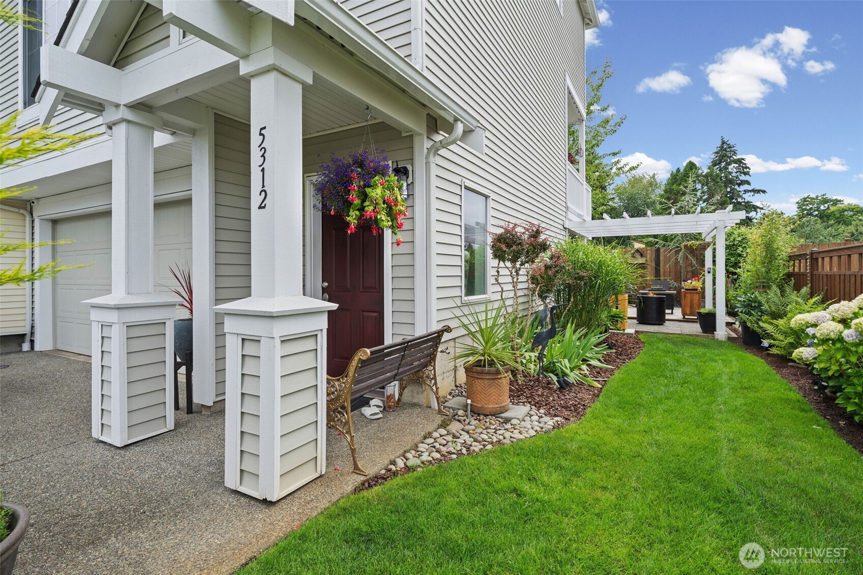 5312 35th Street Property Photo 3